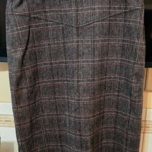 Banana Republic Plaid Pencil Skirt in Charcoal and Mauve